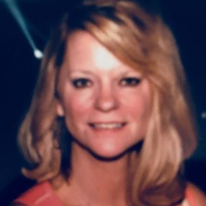 Meet your Posher, Denise